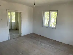 Casa de vanzare la tara - imagine 8