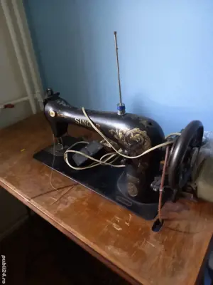 Masina de cusut manuala Zinger