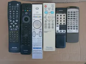 telecomenzi diverse - imagine 3