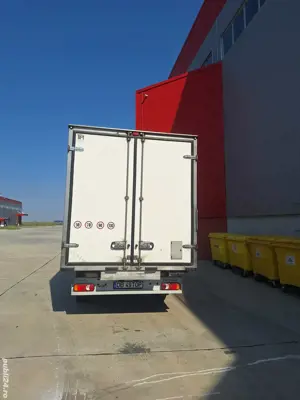 Duba Frigorifică 3,5 T - imagine 8 Duba Frigorifică 3,5 T - imagine 8