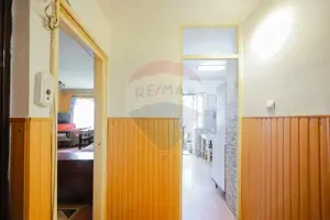 Apartament cu 3 camere de vânzare în zona Rogerius