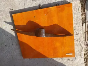 Vand coase ,joagar, târnacop și t rsita vechi - imagine 3