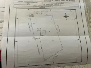 Vând teren intravilan 