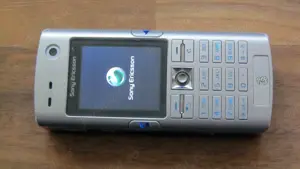 Vand Sony Ericsson K608i - imagine 3
