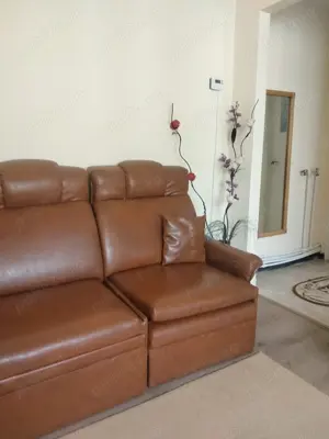 Vând apartament cu 3 camere  - imagine 2