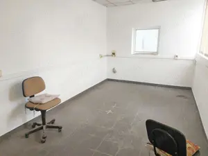 Hala productie, stocare de 477 de mp. la granita de sud a orasului - imagine 4