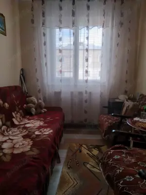 Vând apartament cu 3 camere  - imagine 7