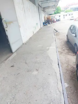 Hala stocare de 280 de mp. situata la granita de sud a orasului timisoara