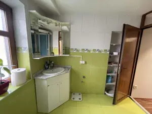 2 cam. etaj I, decomandat, 60 mp, modernizat, zona Progresul II - imagine 3 2 cam. etaj I, decomandat, 60 mp, modernizat, zona Progresul II - imagine 3