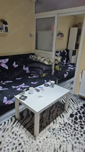 Garsoniera de vânzare 