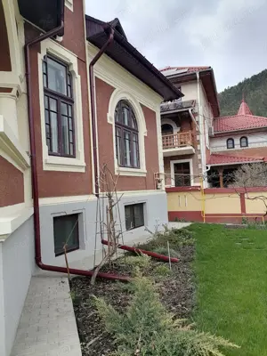 Vila de Lux Ultracentral cu 1000 mp teren - imagine 2