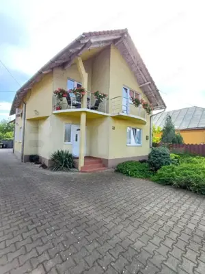 Casa individuala cu 6 camere, 1324 mp teren, zona Turda Noua