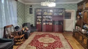 Casa de vanzare cu 4 camere, 110 mp, zona 14 Mai - imagine 2