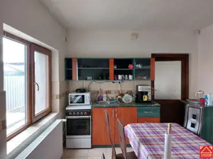 Casa mare pentru locuit sau birouri! De inchiriat sau de vanzare! - imagine 5
