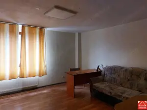 Casa mare pentru locuit sau birouri! De inchiriat sau de vanzare! - imagine 11