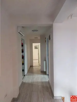 Casa mare pentru locuit sau birouri! De inchiriat sau de vanzare! - imagine 7