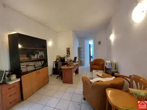 Spatiu comercial, zona centrala - imagine 12