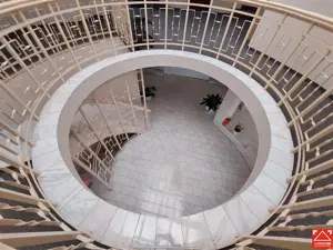 Casa cu 13 camere, pentru activitati diverse, in Micalaca - imagine 17