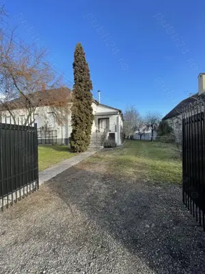 Casă istorică în Reghin, 310 mp utili + teren 5.755 mp, zonă centrală - imagine 3