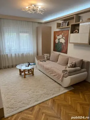 De închiriat apartament 4 camere cu  loc de parcare, etaj 1, 600 euro