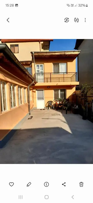 Casă de vânzare  - imagine 2