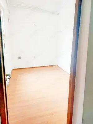 Spatiu comercial de 520 de mp. la granita de sud a orasului - imagine 2