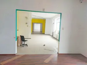 Spatiu comercial de 520 de mp. la granita de sud a orasului - imagine 13