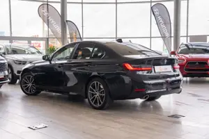 BMW Seria 3 330e 2.0 Plug-in Hybrid - imagine 6