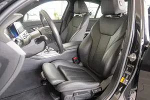 BMW Seria 3 330e 2.0 Plug-in Hybrid - imagine 20