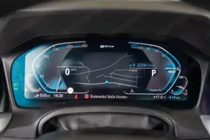 BMW Seria 3 330e 2.0 Plug-in Hybrid - imagine 15