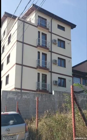 Vand teren in sectorul 2