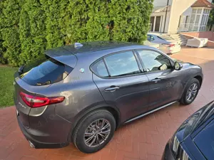 Alfa Romeo Stelvio 2.0 Turbo 16V AT8-Q4 Sprint - imagine 6