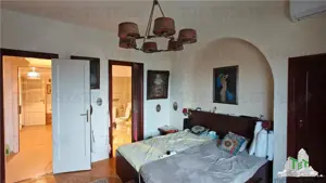 Apartament de 3 camere ultracentral, 2 intrari, lift cu acces privat, pod pentru depozitare, central - imagine 13