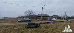 Teren intravilan 600 mp , cu toate utilitatile, ideal pentru dezvoltatre imobiliara in Domnesti, pos - imagine 4