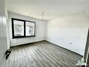 Sector 5   granita cu Bragadiru   Duplex de vanzare cu 3 camere   Curte de 200mp - imagine 2