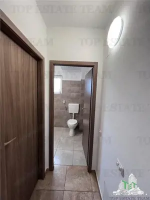 Vila moderna cuplata,curte individuala cu 5 camere , 3 bai , Living , terasa,mobilat si utilat, 2 lo - imagine 18