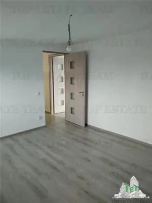 Vila individuala cu 5 camere,  2 terase, 4 locuri de parcare,350mp teren imprejmuit si toate utilita - imagine 9