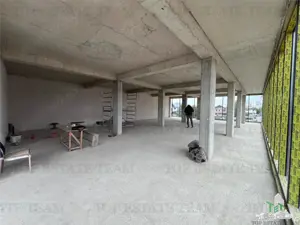 Spatiu comercial de inchiriat + parcari in Bragadiru,Ilfov