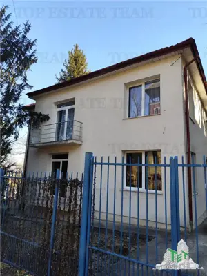 Apartament  3 camere de inchiriat in casa, central Cluj