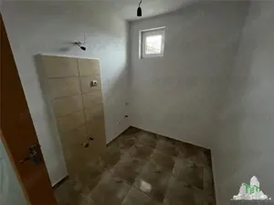 Casa finalizata 4 camere pompa de caldura in Ciorogarla - imagine 9