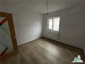 Casa finalizata 4 camere pompa de caldura in Ciorogarla - imagine 20