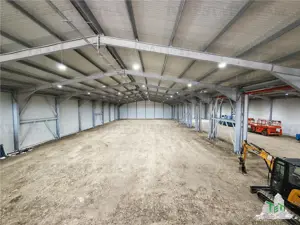 Hala Industriala Balotesti - Spatiu Generos si Accesibilitate Excelenta - imagine 4