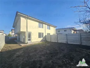 Duplex 4 camere spatioase cu teren 262mp in Bragadiru