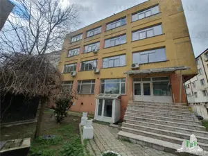 Spatiu Ultracentral 37 birouri in curs de apartamentare Constanta - imagine 3