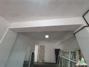 Spatiu Ultracentral 37 birouri in curs de apartamentare Constanta - imagine 19