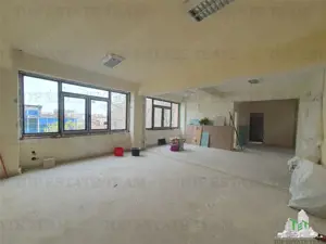 Spatiu Ultracentral 37 birouri in curs de apartamentare Constanta - imagine 11