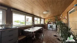 Casa individuala cu 8 camere in zona metrou Republica