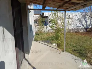Vila cu 3 Camere si teren de 700 mp de vanzare in Frumusani - imagine 12