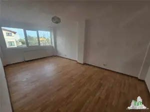 Cladire 9 incaperi (300mp utili) cu hala productie si depozit in Militari - imagine 7