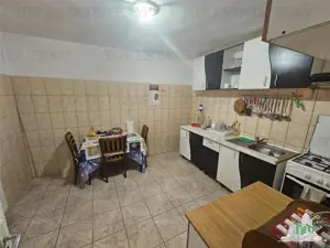 Casa la curte cu garaj dublu langa Padurea Rosu - imagine 13